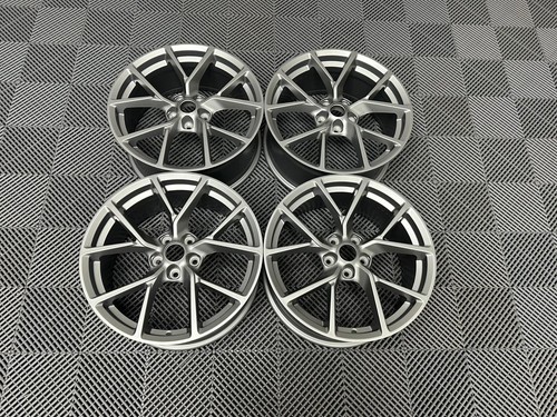 Ford focus mk4 - 18", st